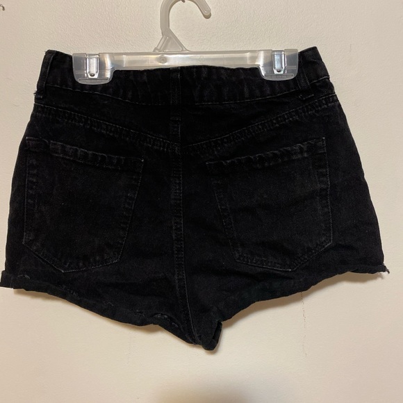 American Eagle Vintage High Rise Jean Shorts - Picture 2 of 2